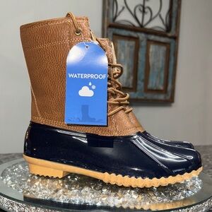 JBU Women's Brown and Navy rain duck Boots NWT 6.5 / 7